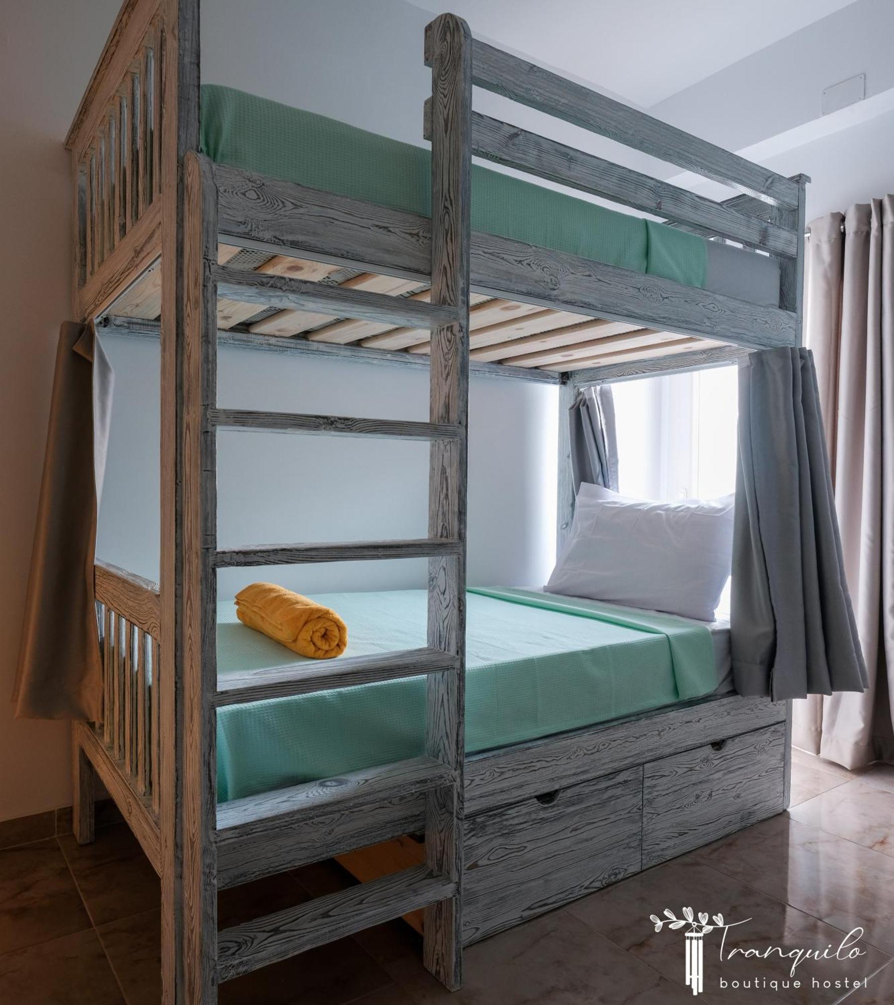 Tranquilo Boutique Hostel - Дахаб Екстериор снимка